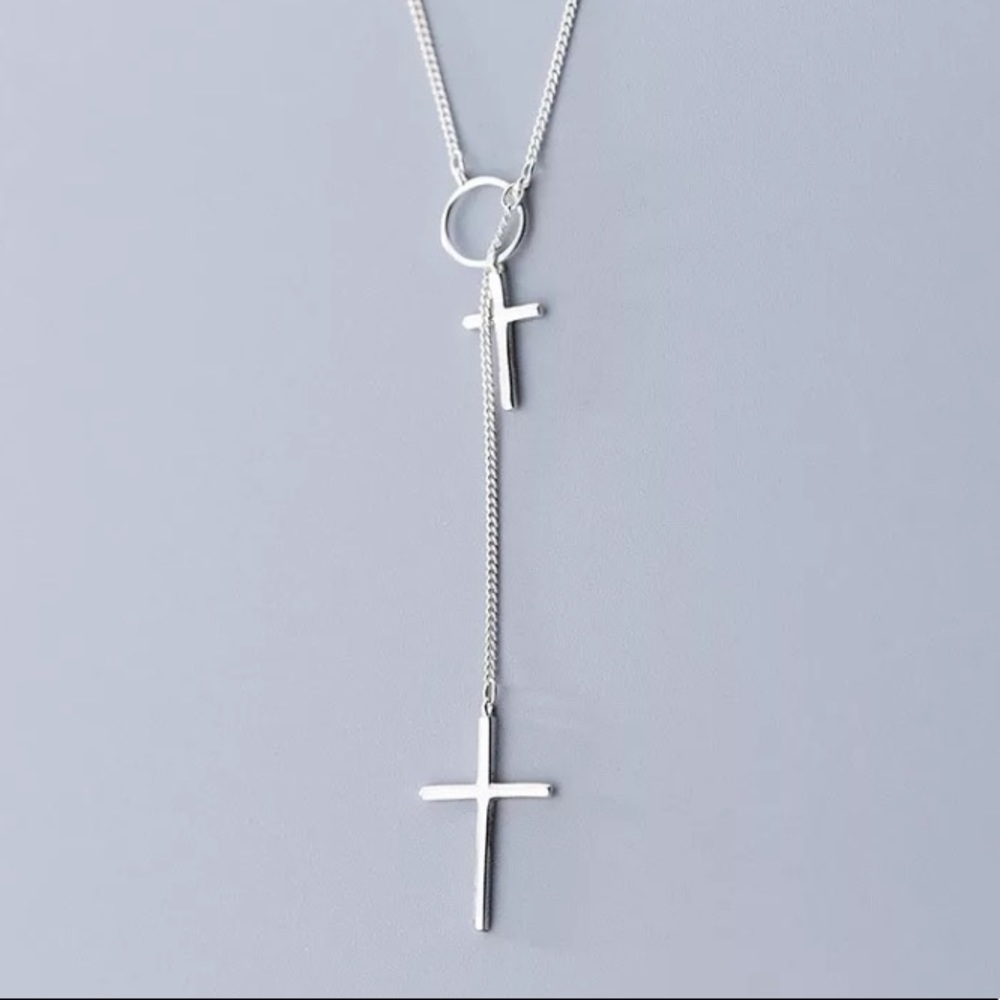 🤍Insta minimalist sterling silver cross necklace - Picture 2 of 4